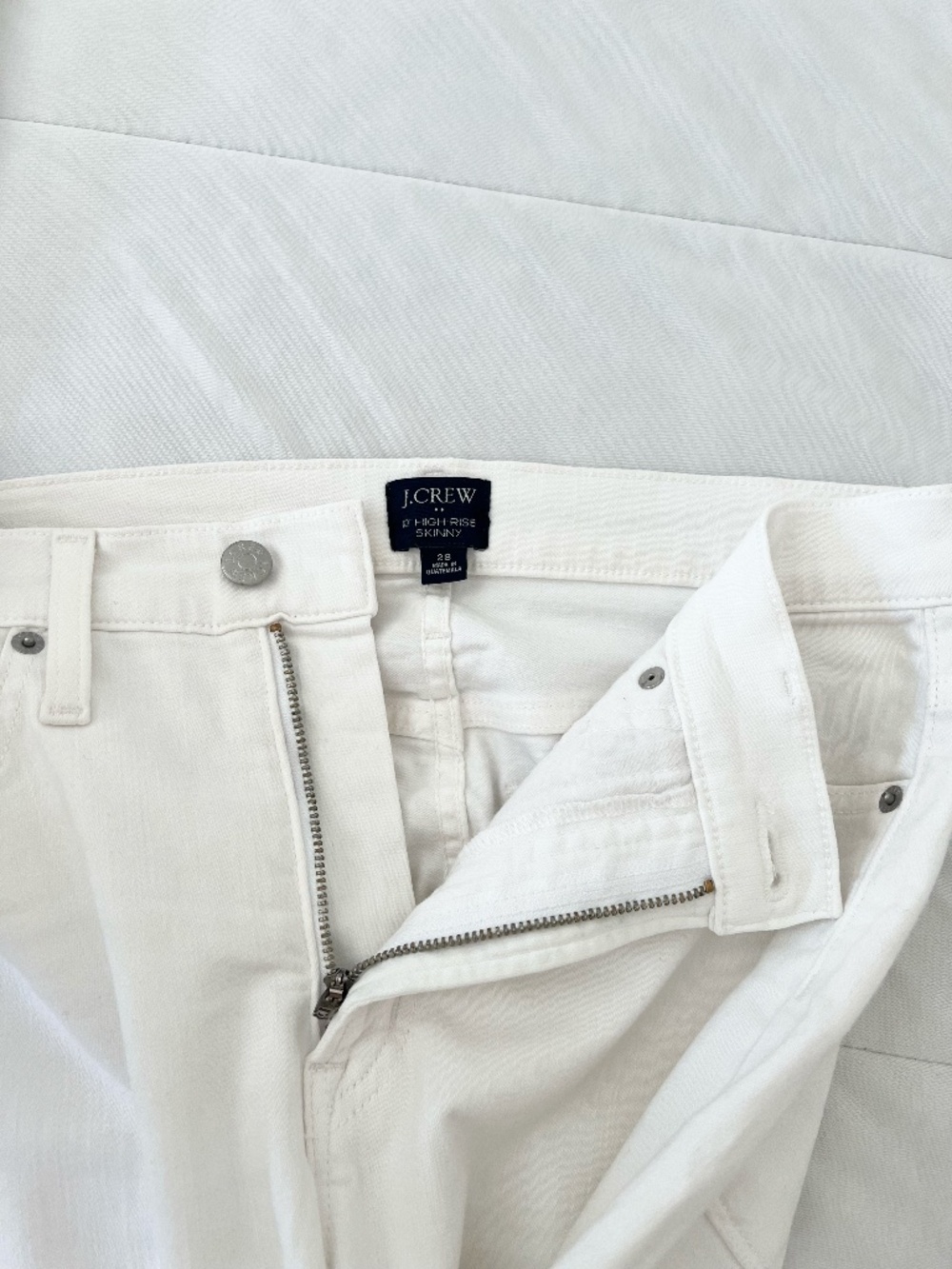 J.Crew Factory 10” High Rise Skinny Jeans White Raw Hem Stretch Denim 28 - Picture 7 of 8